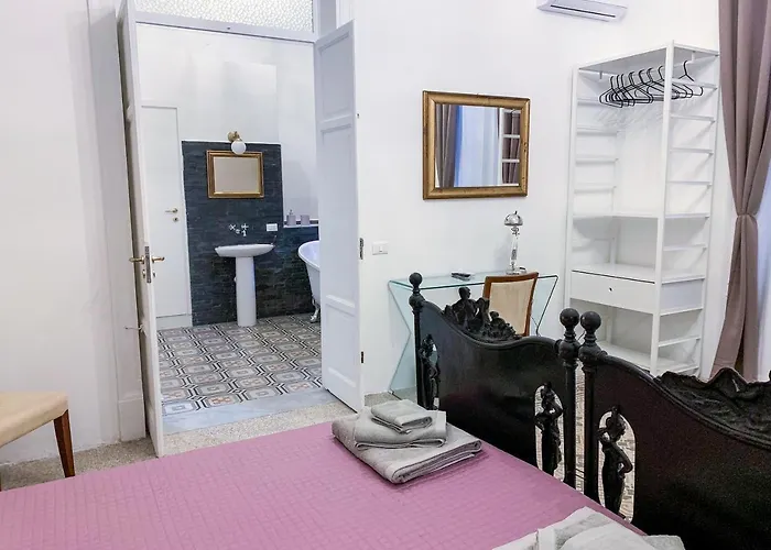 Liberty Couette-café